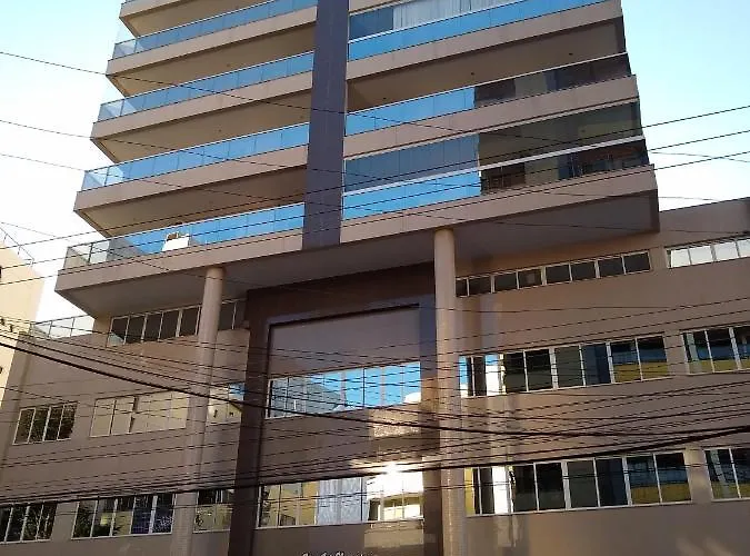 Edf Gil Nogueira - Praia Do Morro - Guarapari - Es - Brasil - 4º Andar Tela Protecao - Frente Sol Manha - 02 Quartos Com Split - Wifi - Varanda Gourmet Com Churrasqueira - 02 Elevadores - 01 Vaga - Piscina - Sauna - Portaria 24 Hrs - 50M Da Praia Do