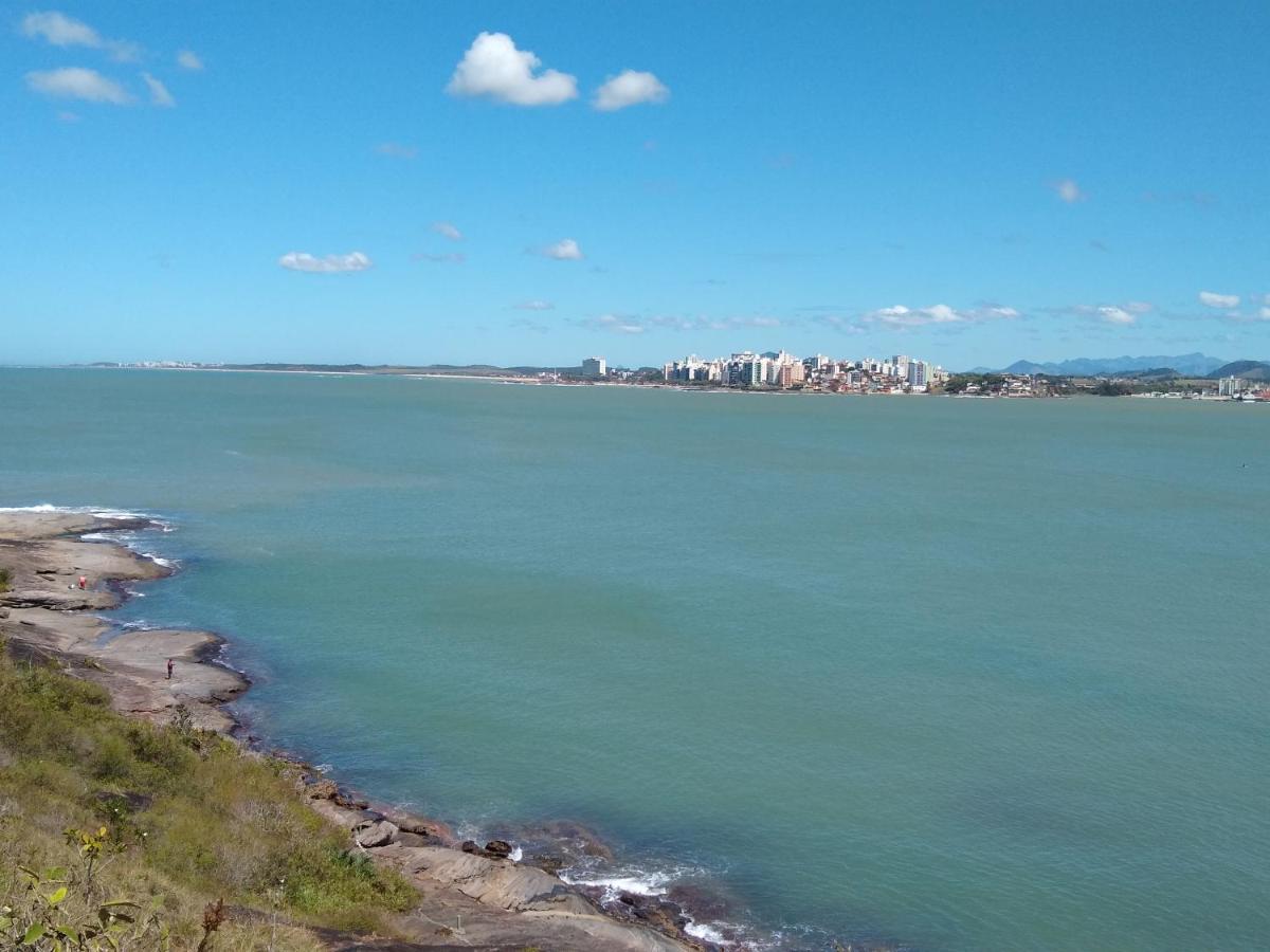 Edf Gil Nogueira: Beachfront With Gourmet Balcony Guarapari