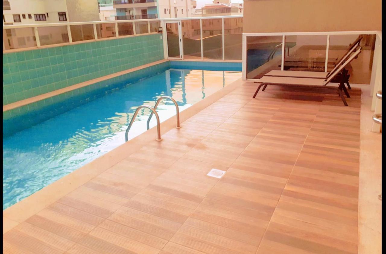 Edf Gil Nogueira: Beachfront With Gourmet Balcony Apartment Guarapari