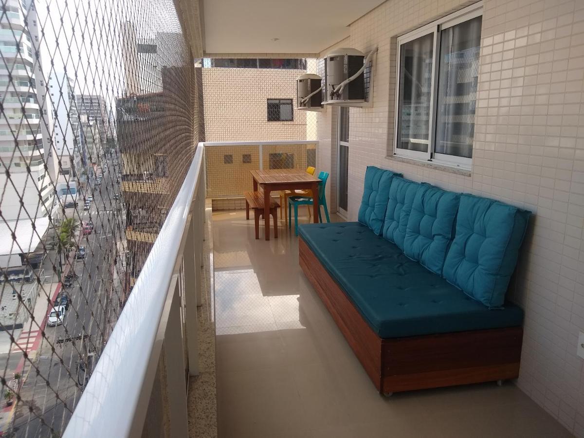 Edf Gil Nogueira: Beachfront With Gourmet Balcony Guarapari