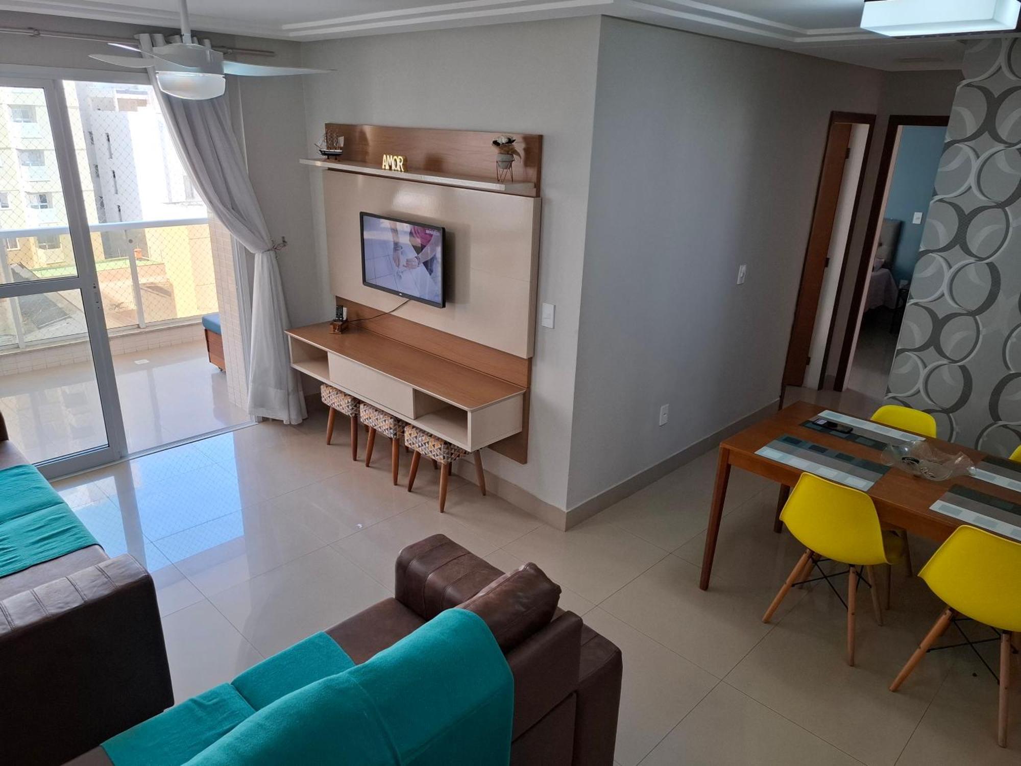 Edf Gil Nogueira: Beachfront With Gourmet Balcony Guarapari